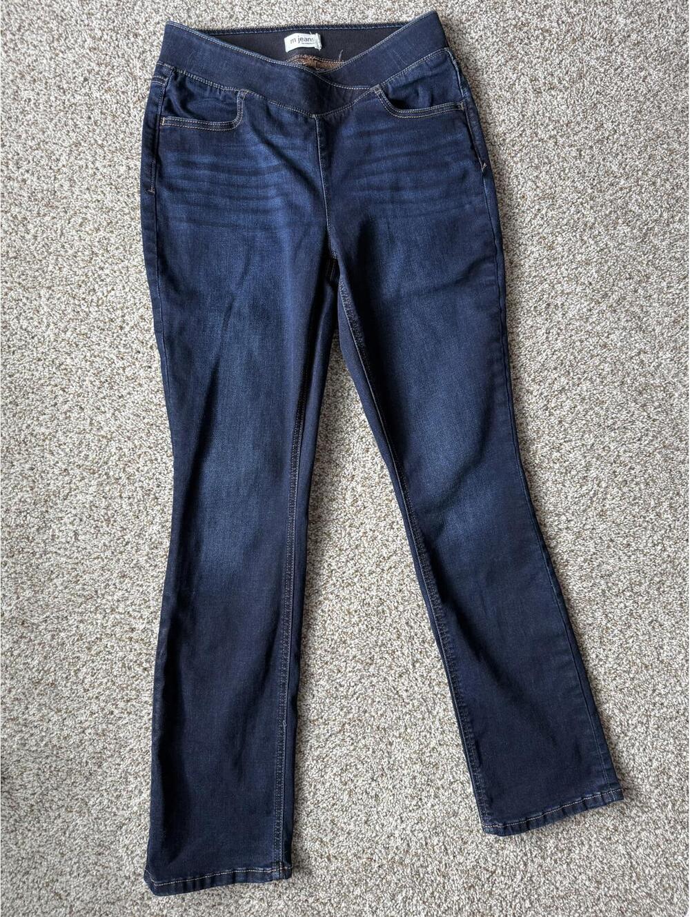 M Jeans by Maurices Women's Barely Boot High Rise Stretch Dark Wash Size S
